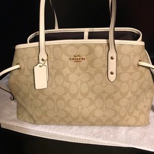 Coach handbag